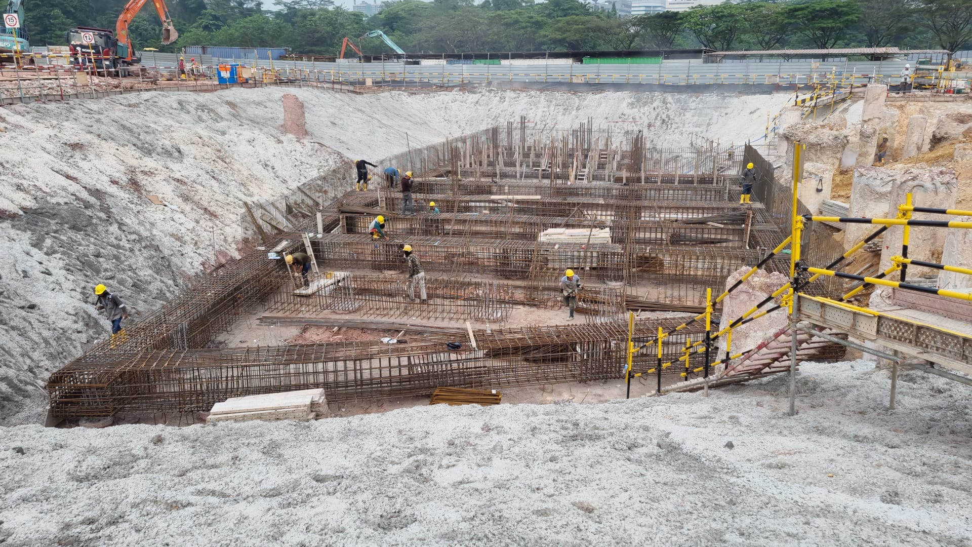 Queens Arc - Foundations